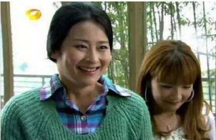 娱乐吃瓜艺人出道前改名,揭秘艺人出道前改名背后的故事