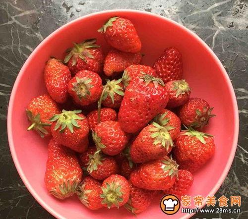 娱乐吃瓜军草莓果酱,娱乐吃瓜军的新宠，甜蜜滋味背后的故事