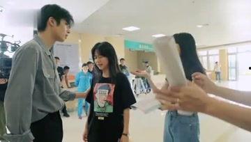娱乐吃瓜小趴菜,吃瓜小趴菜带你探秘幕后真相